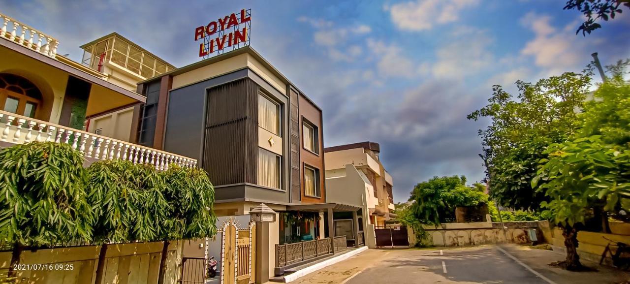 Hotel Royal Livin Varanasi Exterior foto