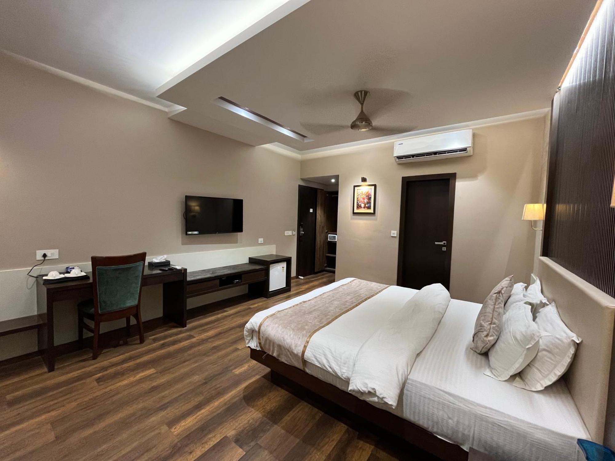 Hotel Royal Livin Varanasi Exterior foto